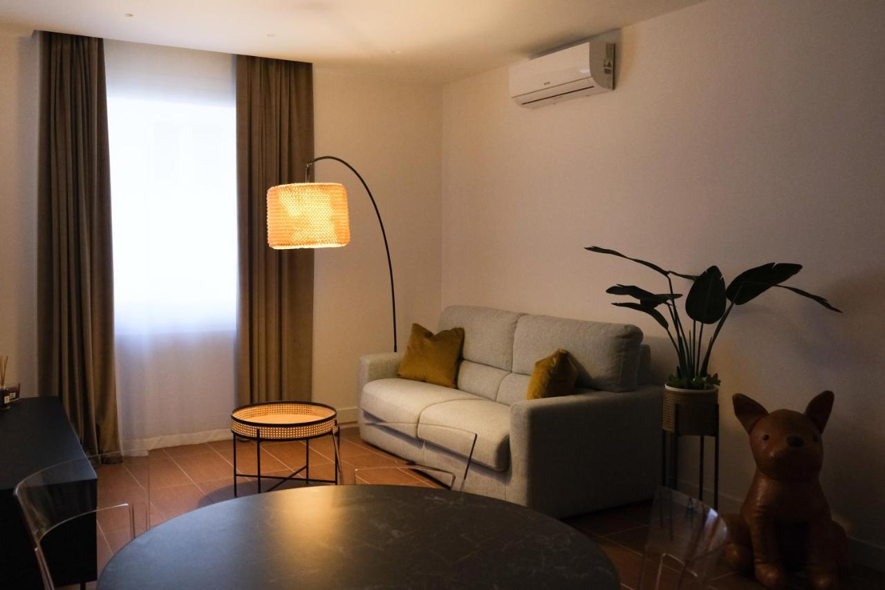Aroma Apartment, Maschio Angioino-porto Di *